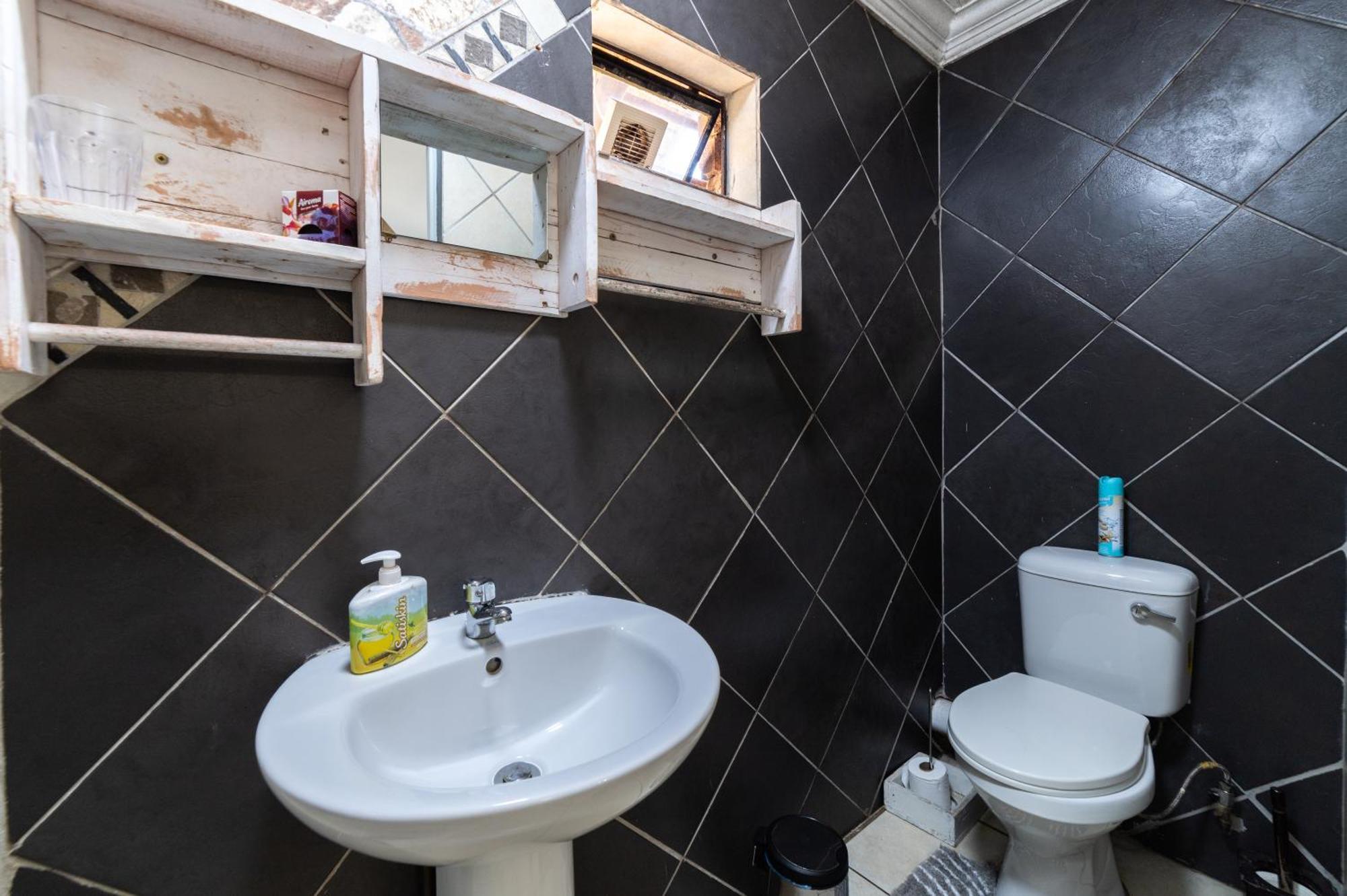 Thatch Haven Guesthouse Центуріон Екстер'єр фото