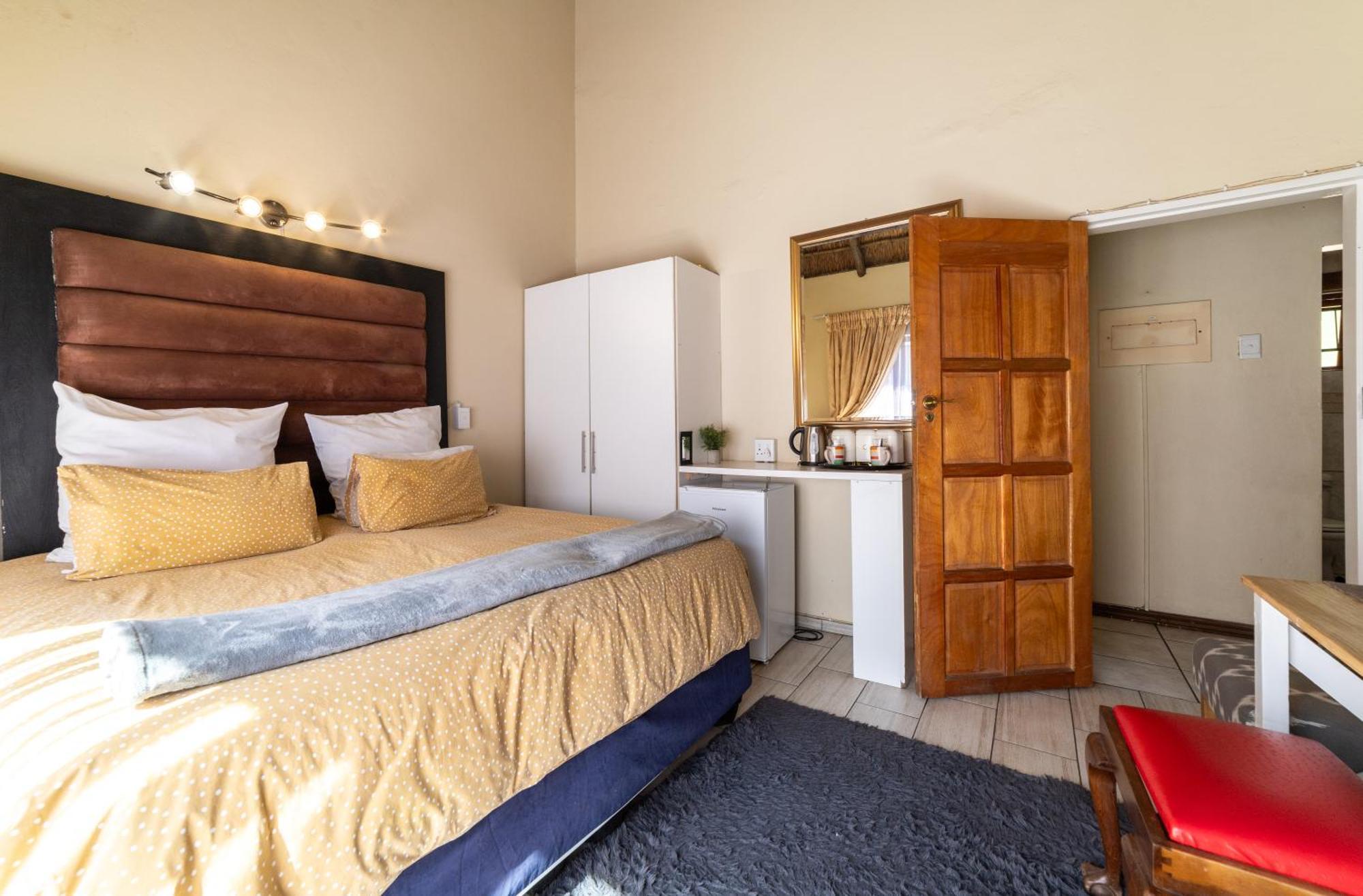 Thatch Haven Guesthouse Центуріон Екстер'єр фото