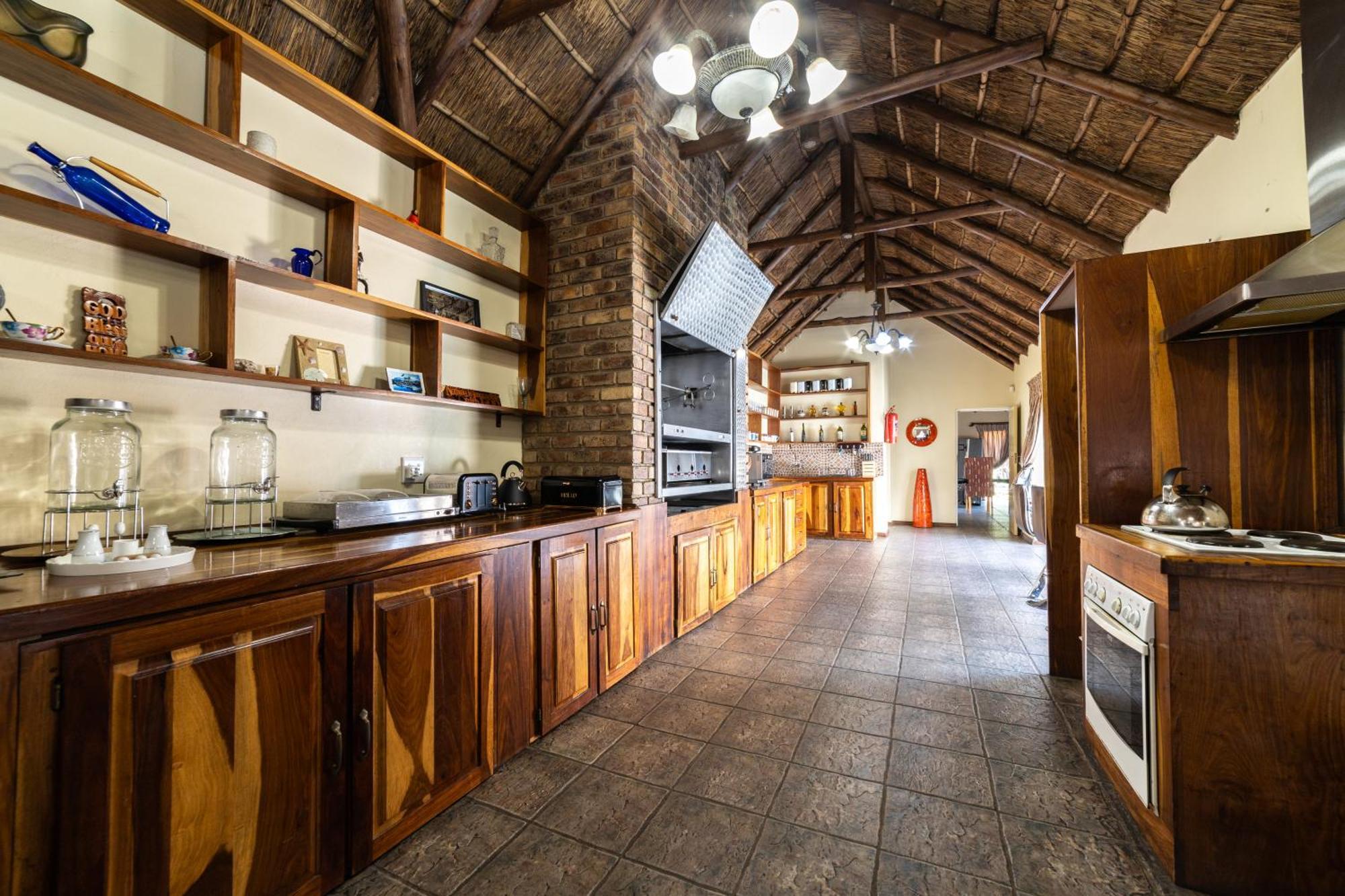 Thatch Haven Guesthouse Центуріон Екстер'єр фото