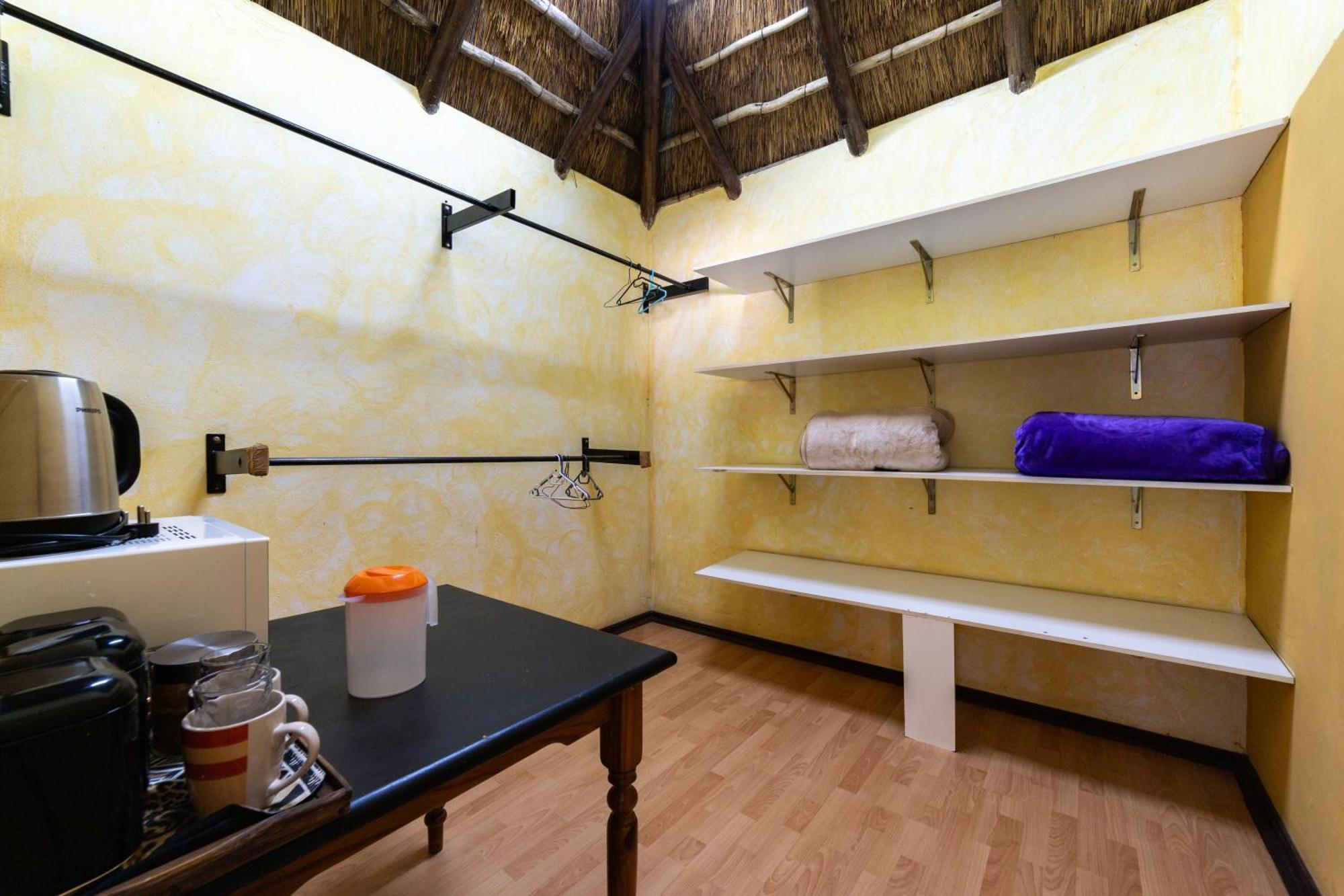 Thatch Haven Guesthouse Центуріон Екстер'єр фото