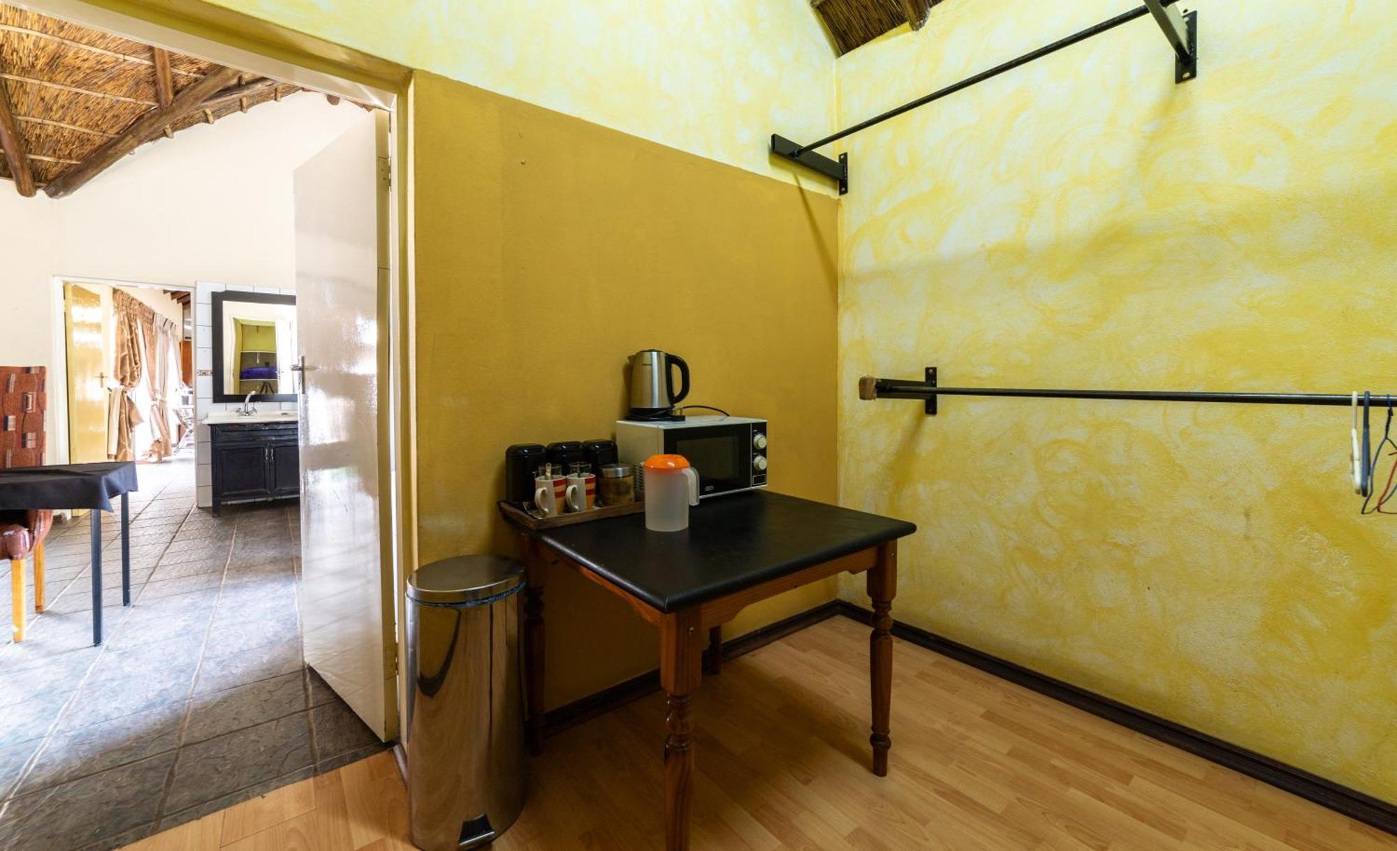 Thatch Haven Guesthouse Центуріон Екстер'єр фото